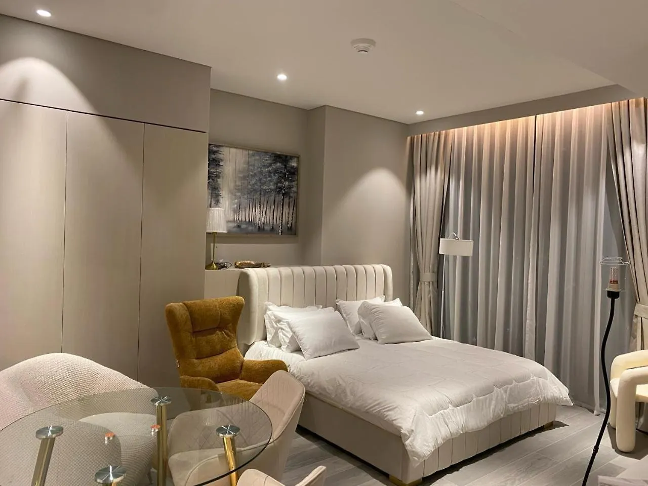 Studio Apartment With Stunning Marina And Dubai Eye View United Arab Emirates