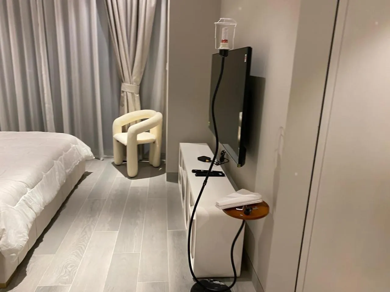 Studio Apartment With Stunning Marina And Dubai Eye View
