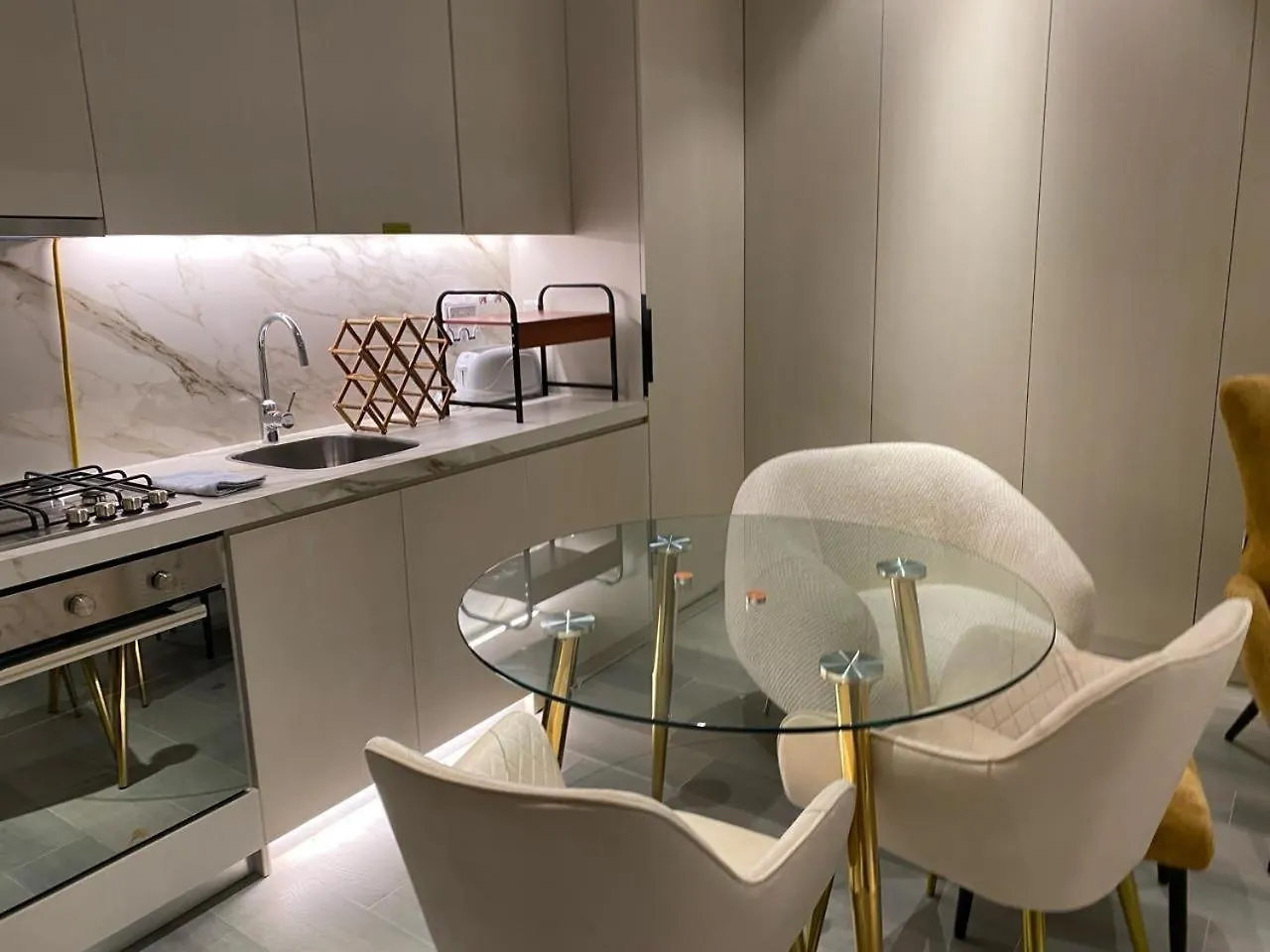 Studio Apartment With Stunning Marina And Dubai Eye View 0*,